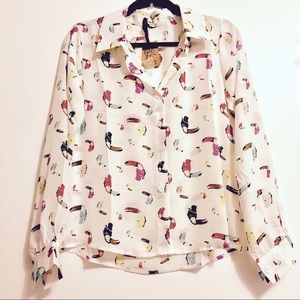Super cute Molly Bracken Toucan top! 💚